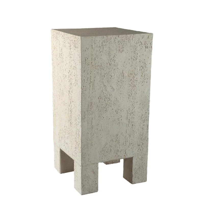 Beistelltisch – MgO Material, Rechteckige Form, Stabiles Design, Creme – Chandar | PTMD