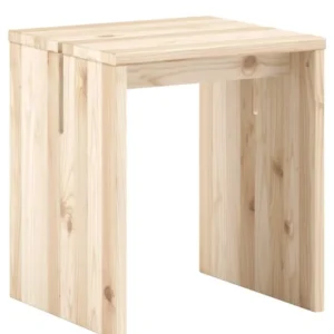 Hocker JOIN-IN Stool Raw aus Kiefer Massivholz in Natur, Gesamtansicht von schräg vorne.