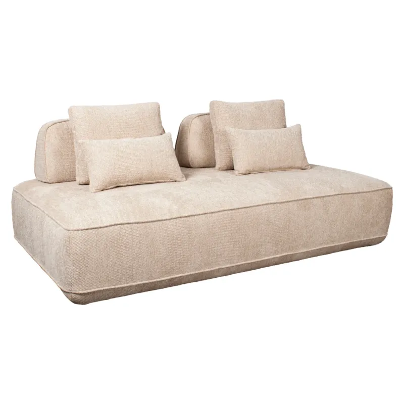Sofa Tudor Natural Boldweave 2,5-Sitzer mit verstellbarer Rückenlehne in Gesamtansicht, beige Stoff mit Kissen.