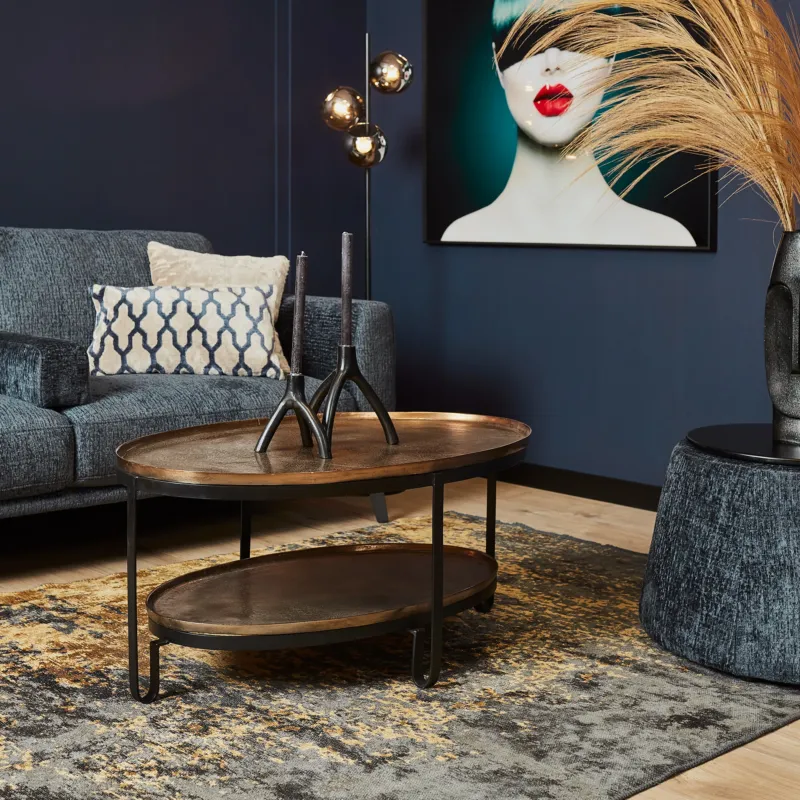 Couchtisch – Aluminium Metall, Ovales Design, Antik Goldfinish, Schwarzgestell – Kate | Starfurn