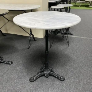 Bistrotisch Marmor-Tischplatte, Bistrotisch rund, Bistrotisch Gusseisen-Gestell schwarz, Durchmesser 60 cm
