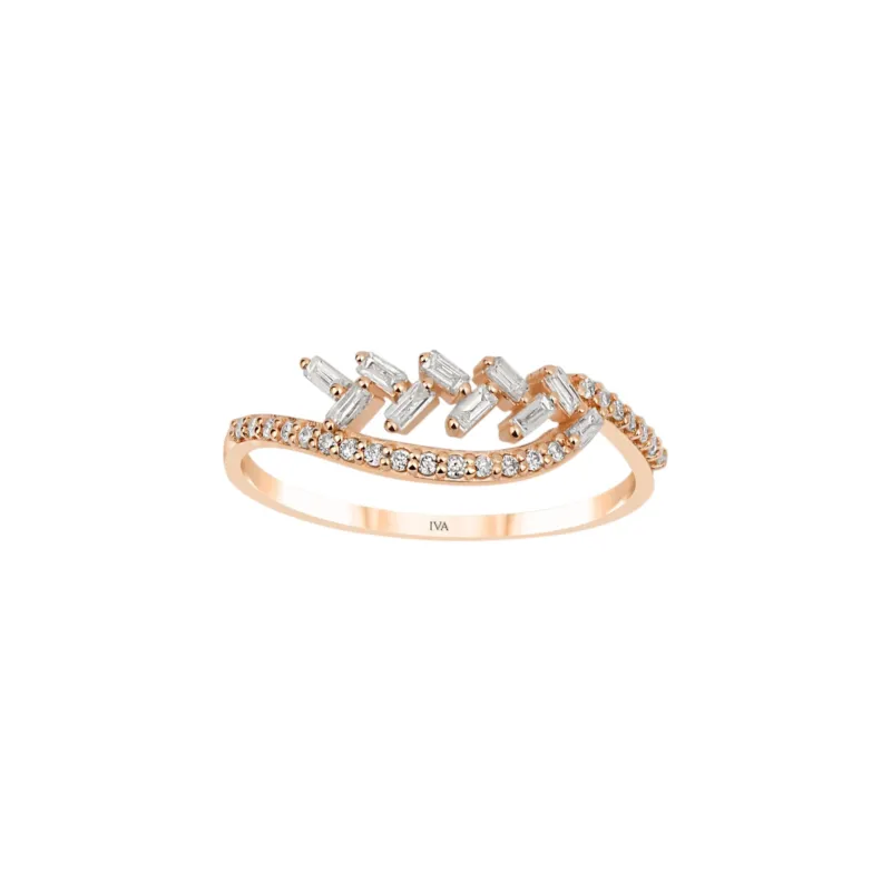 Ring mit 0.08 ct Diamanten und 0.14 ct Baguette-Diamanten in 585 oder 750 Roségold