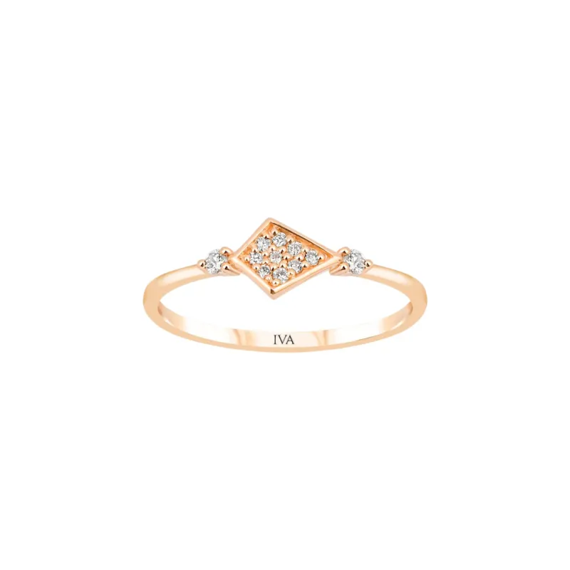 Ring mit 0.11 ct Diamanten in 585 oder 750 Gelbgold